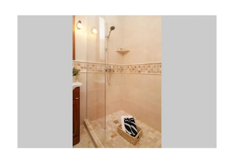 Central Quiet Apartment - Close To The City Center Bukarest