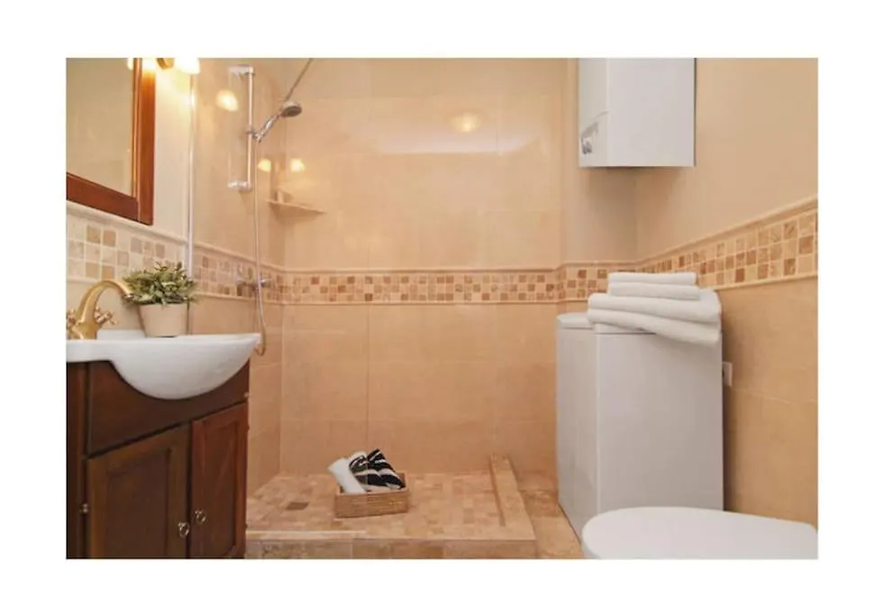 Central Quiet Apartment - Close To The City Center Bukarest Románia